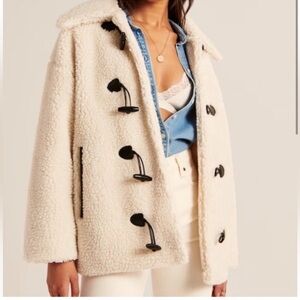 Abercrombie Sherpa toggle jacket